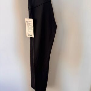 Lululemon Black Wunder Under HR 7/8 Leggings